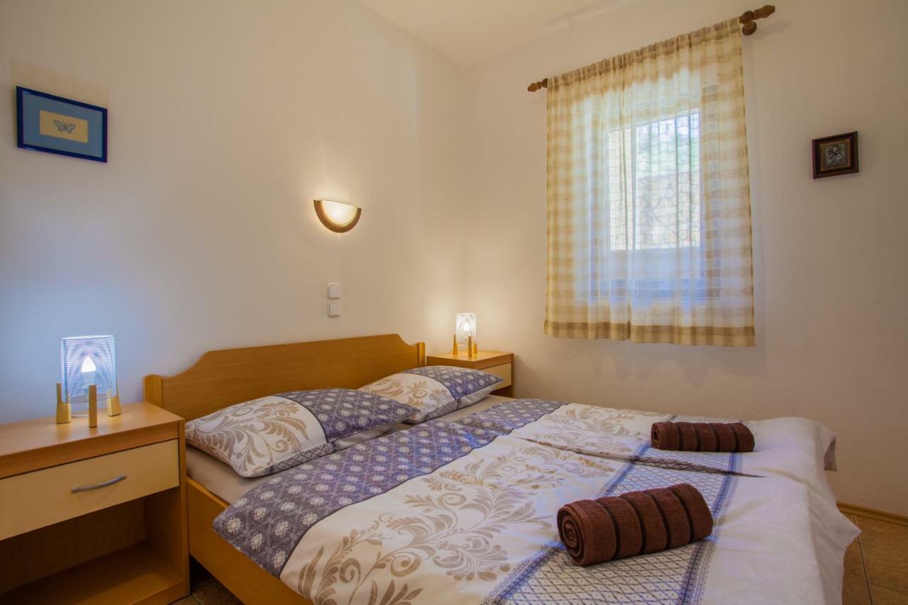 Apartmani Komesic Zubovići Extérieur photo