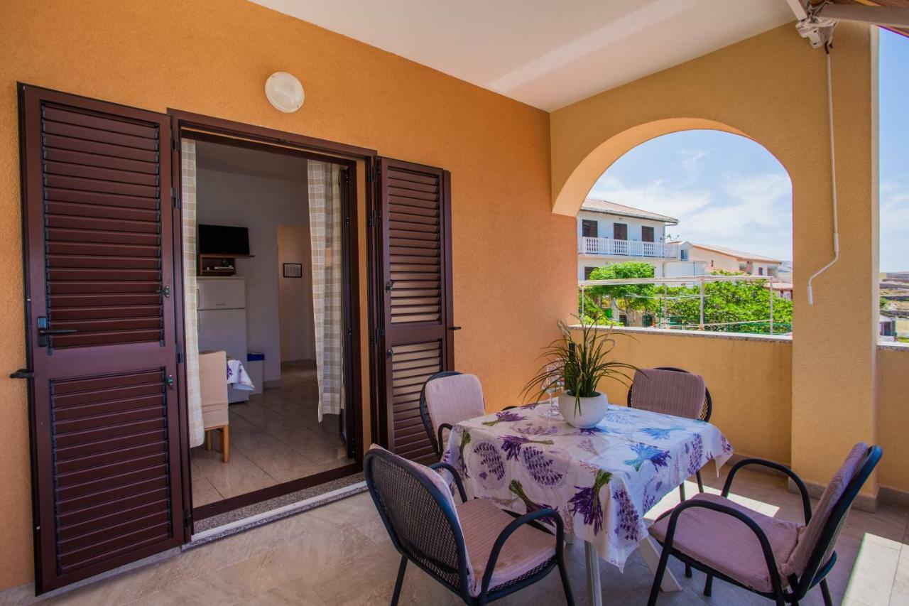 Apartmani Komesic Zubovići Extérieur photo