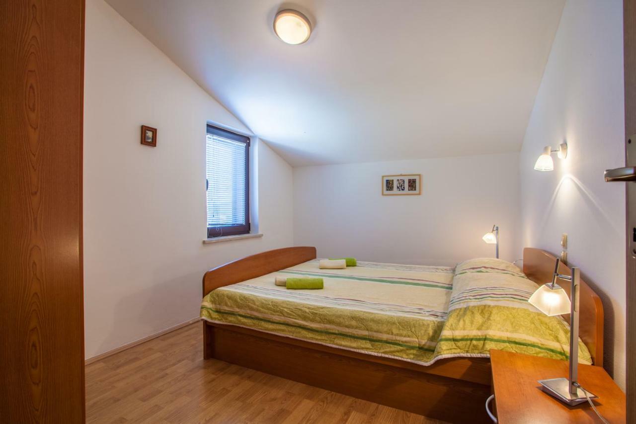 Apartmani Komesic Zubovići Extérieur photo