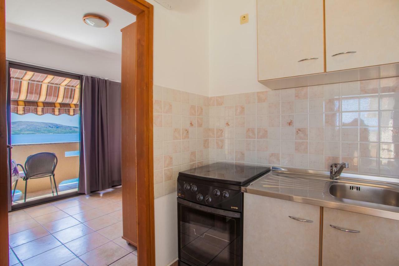 Apartmani Komesic Zubovići Extérieur photo