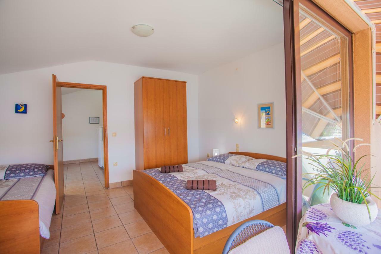 Apartmani Komesic Zubovići Extérieur photo